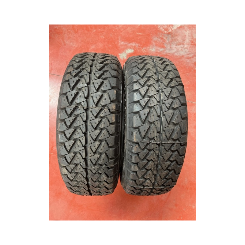 Neumáticos,235/70R16, 105T Wrl At/R Owl Tl, Goodyear