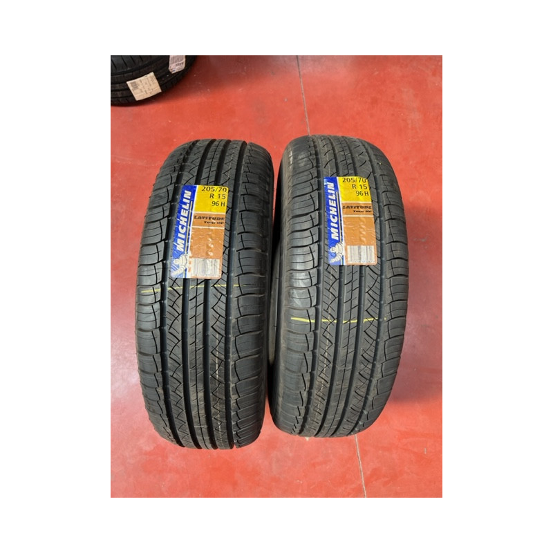 Neumáticos,205/70-15, 96H Latitude Tour Hp, Michelin