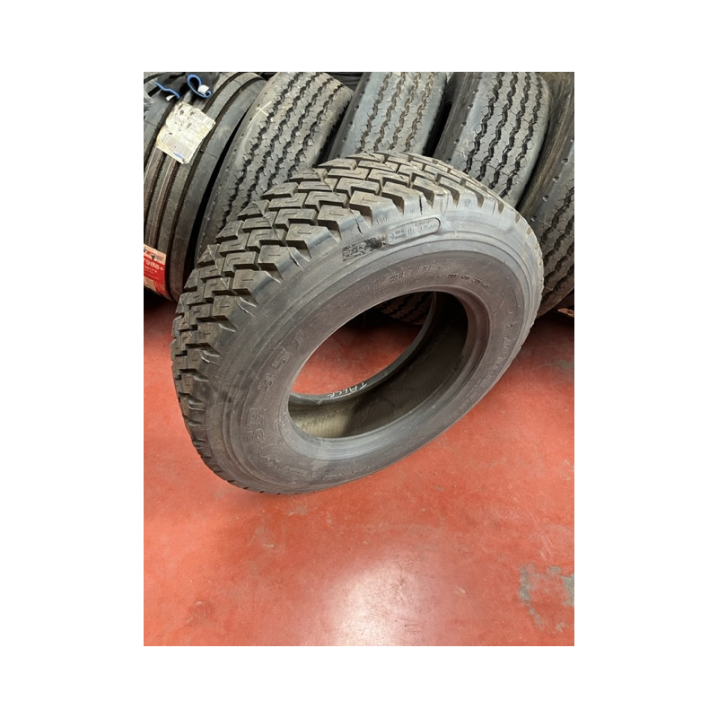 Neumático,225/75R17.5, 129/127M, recauchuta tacos,(suelta)